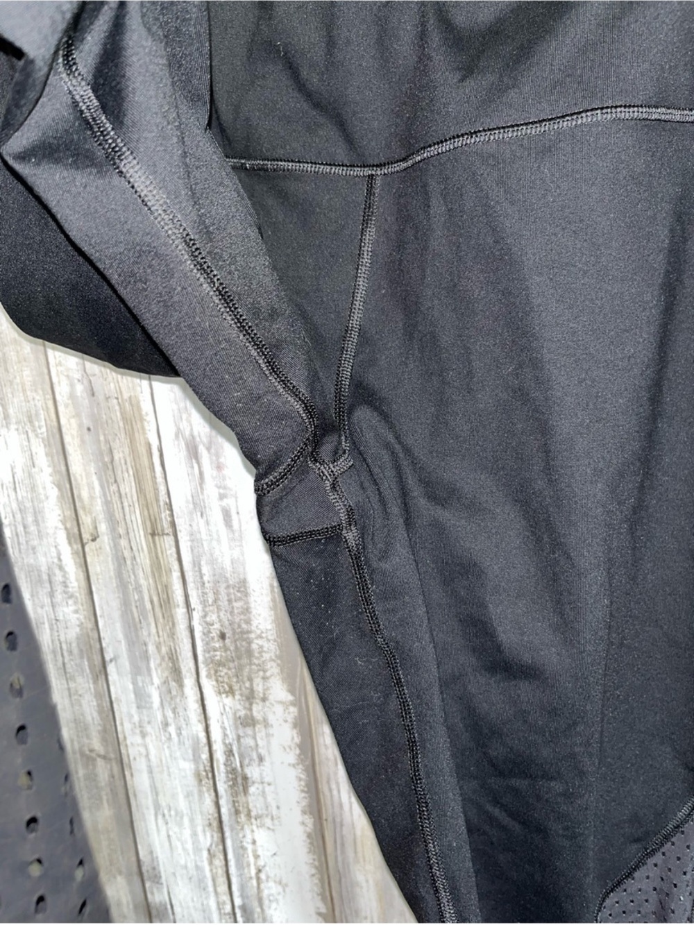 Victoria Sport High Rise Mesh Panel Leggings XL Black Cropped Workout - Picture 5 of 6